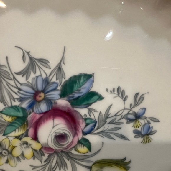 Royal Doulton "Chelsea 🌹 Rose" 🌹 15" Serving Platter - Picture 4 of 8